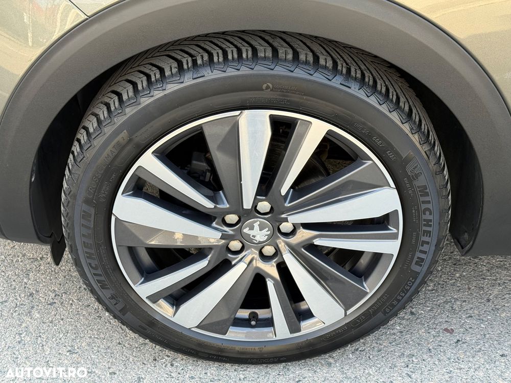 Peugeot 3008 1.2 PureTech Turbo S&S EAT6 GT-Line - 34