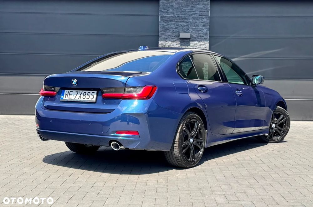 BMW Seria 3 318d MHEV Sport Line - 6