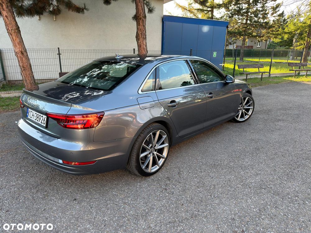 Audi A4 Limousine - 17
