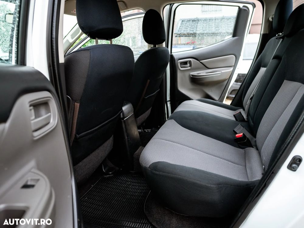 Mitsubishi L200 Double Cab M/T Intense - 22