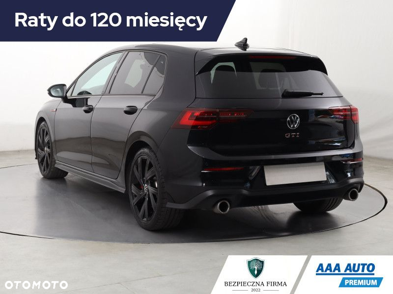Volkswagen Golf - 5