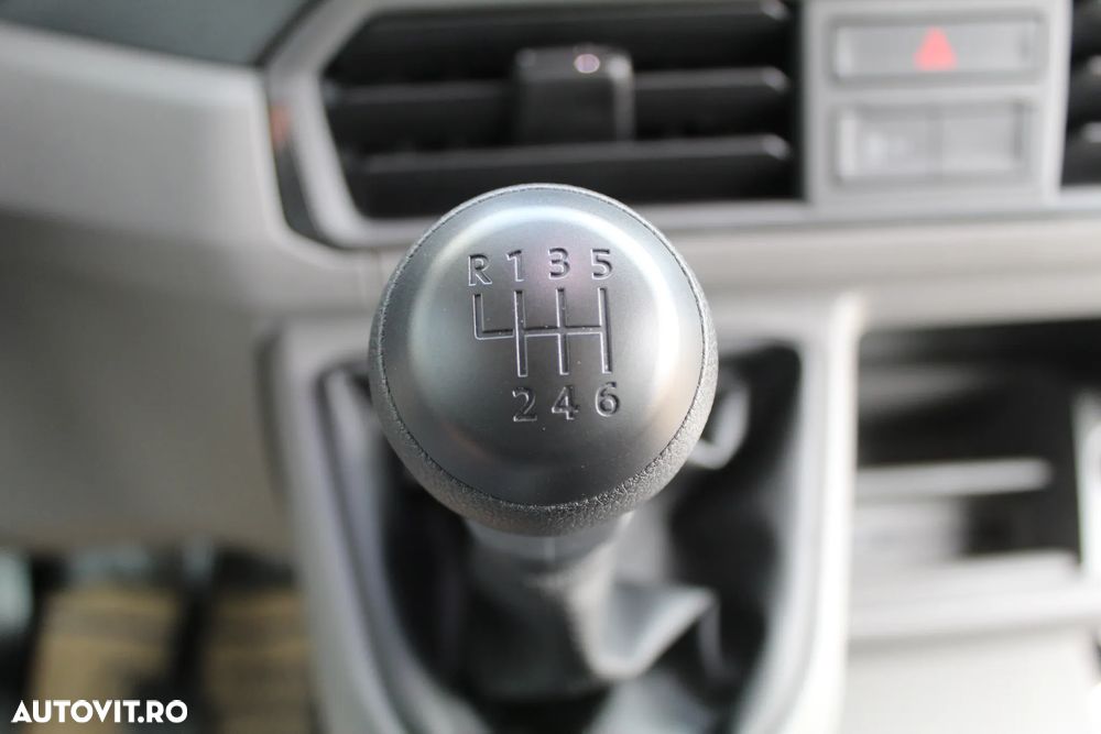 Volkswagen Crafter - 16