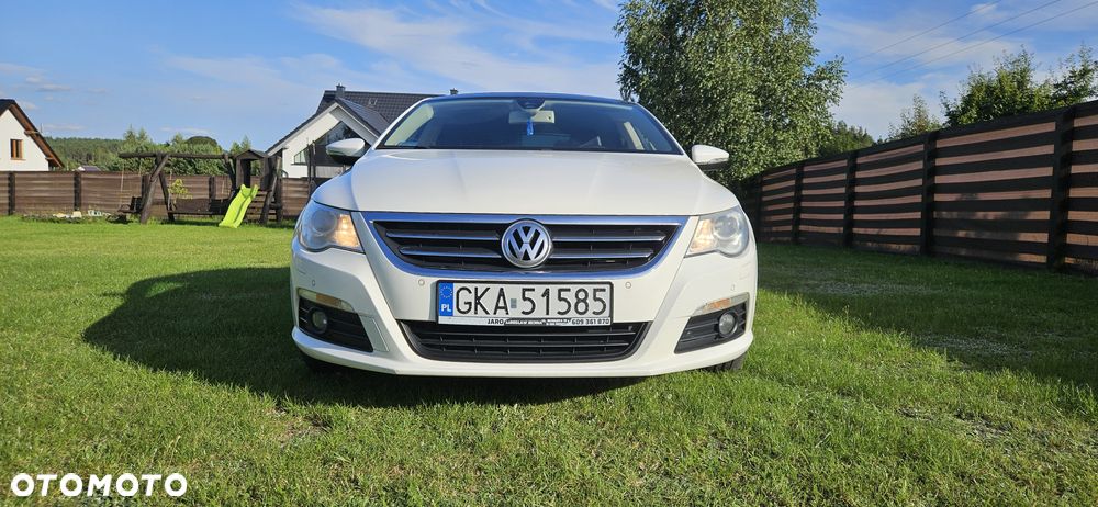 Volkswagen Passat CC 2.0 TDI DPF DSG - 2