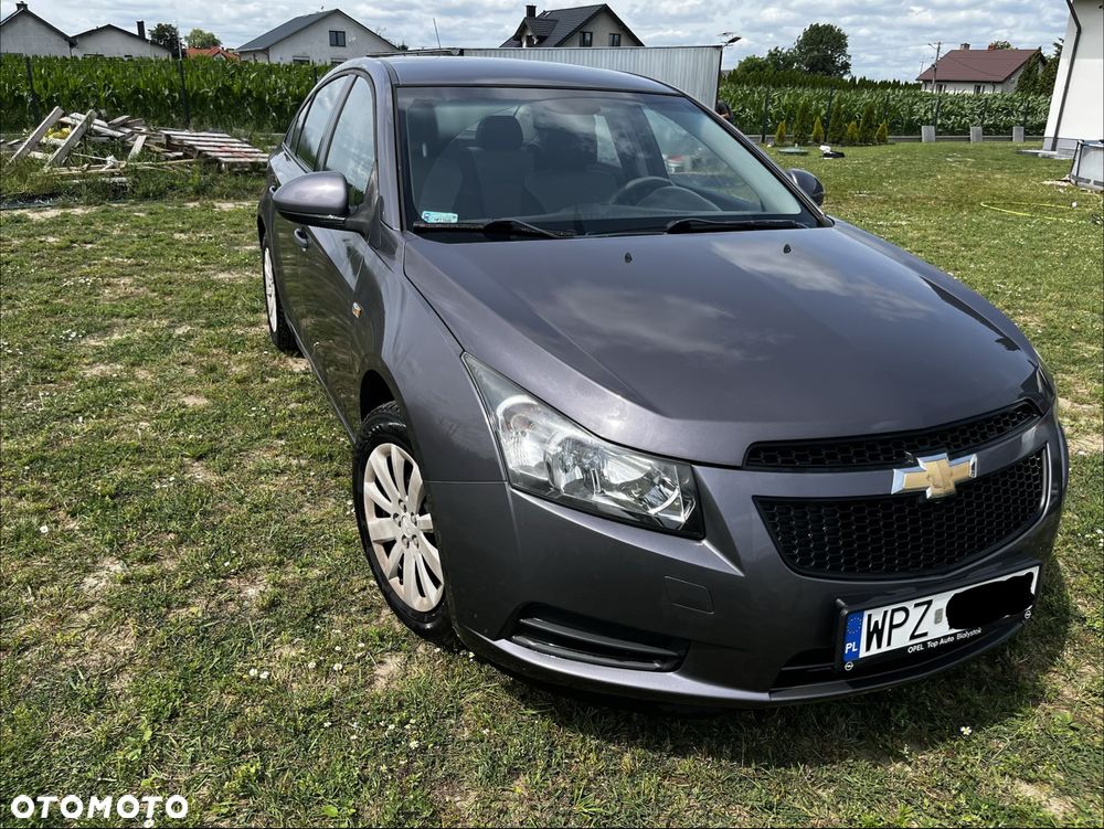 Chevrolet Cruze - 3