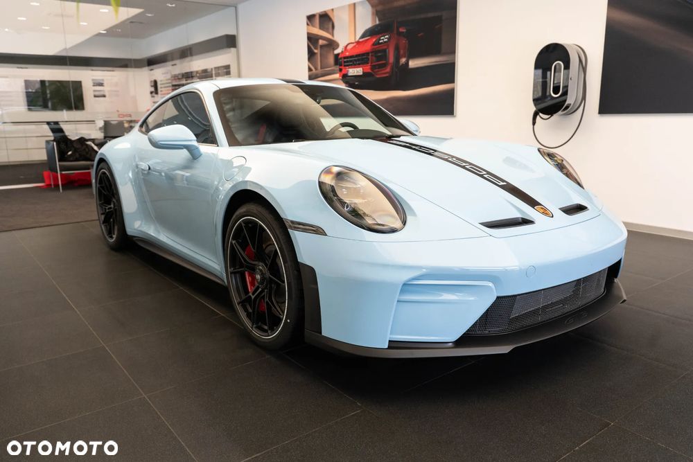 Porsche 911 GT3 Touring PDK - 5