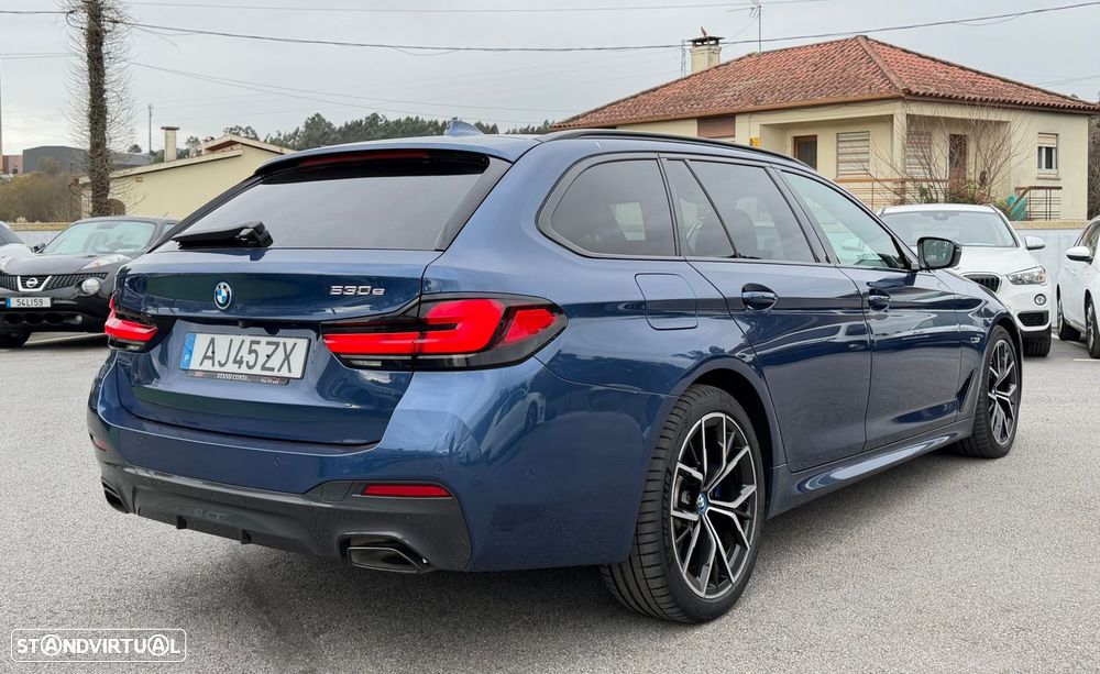 BMW 530 e Pack 50 anos M - 12