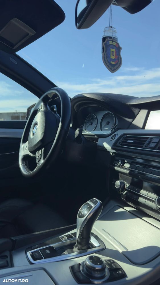 BMW Seria 5 520d - 22