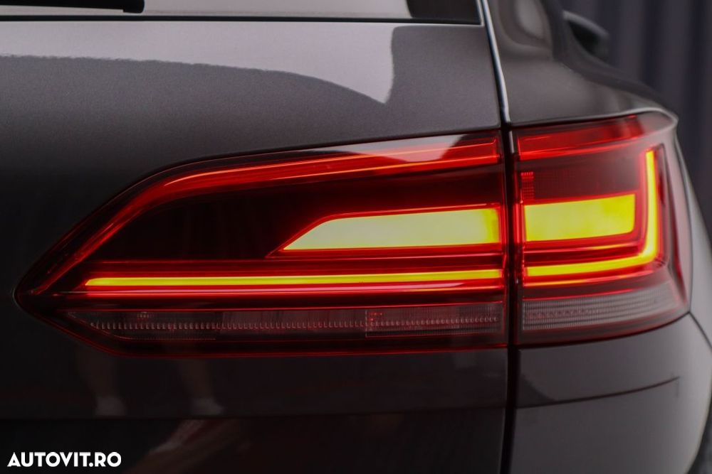 Volkswagen Touareg 3.0 V6 e-Hybrid 4Motion Aut. Elegance - 21