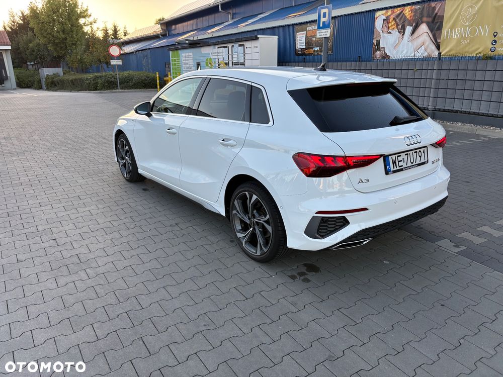 Audi A3 Sportback - 4