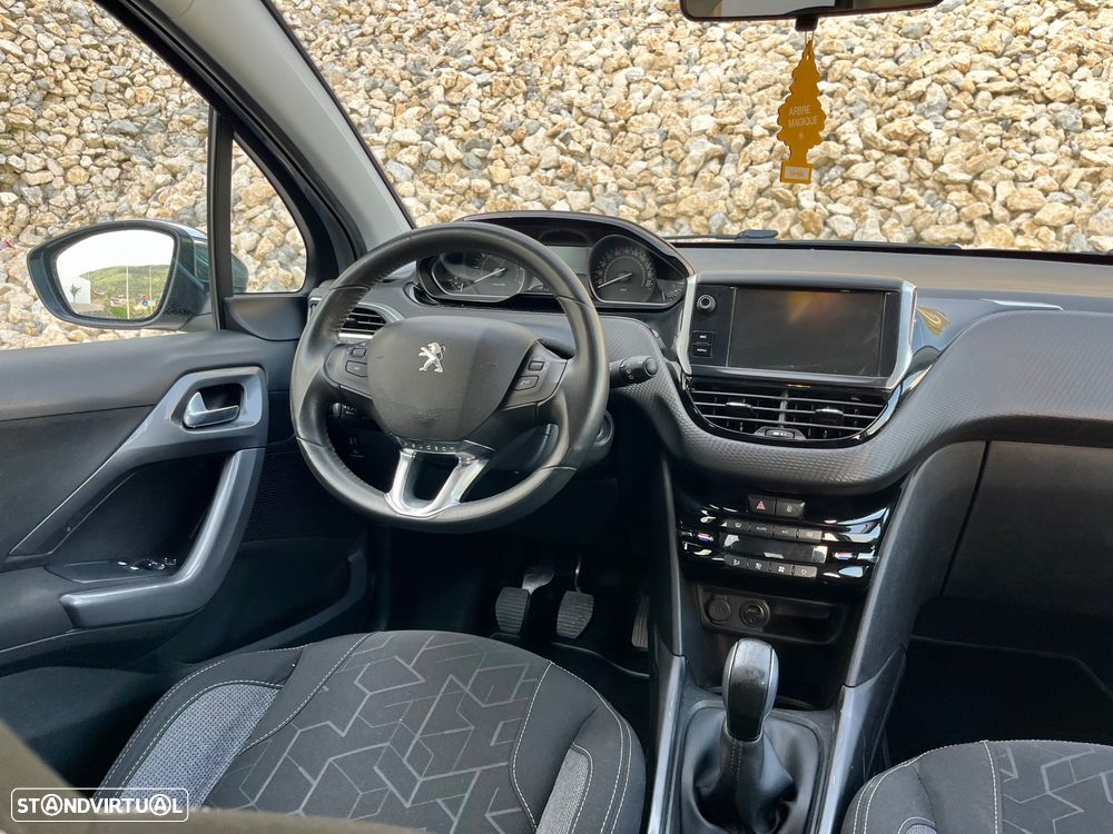 Peugeot 2008 PureTech 82 Style - 29