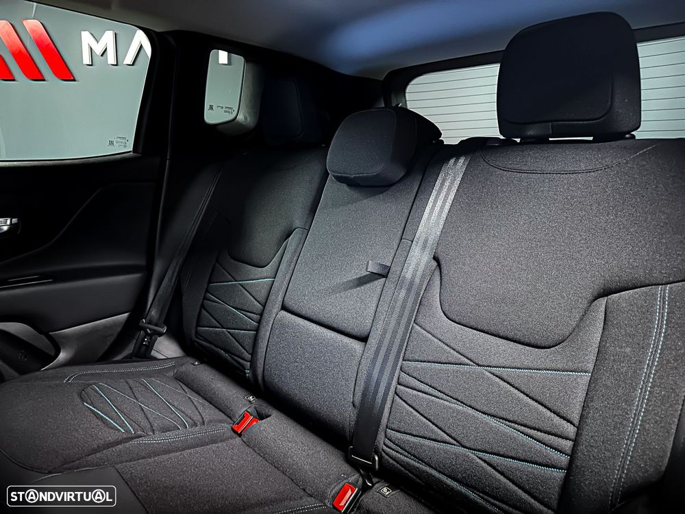 Jeep Renegade - 19