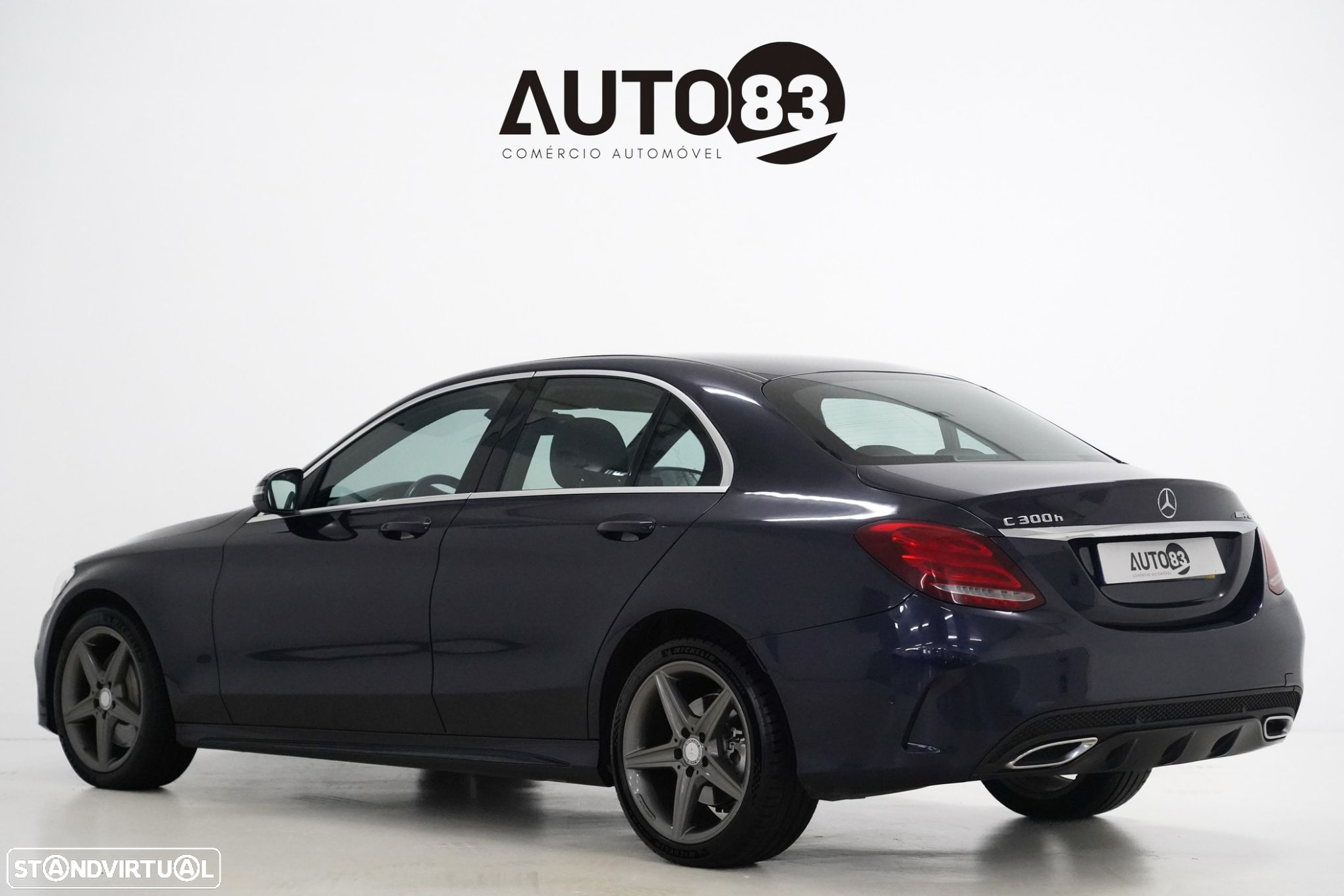Mercedes-Benz C 300 BlueTEC Hybrid AMG Line - 3