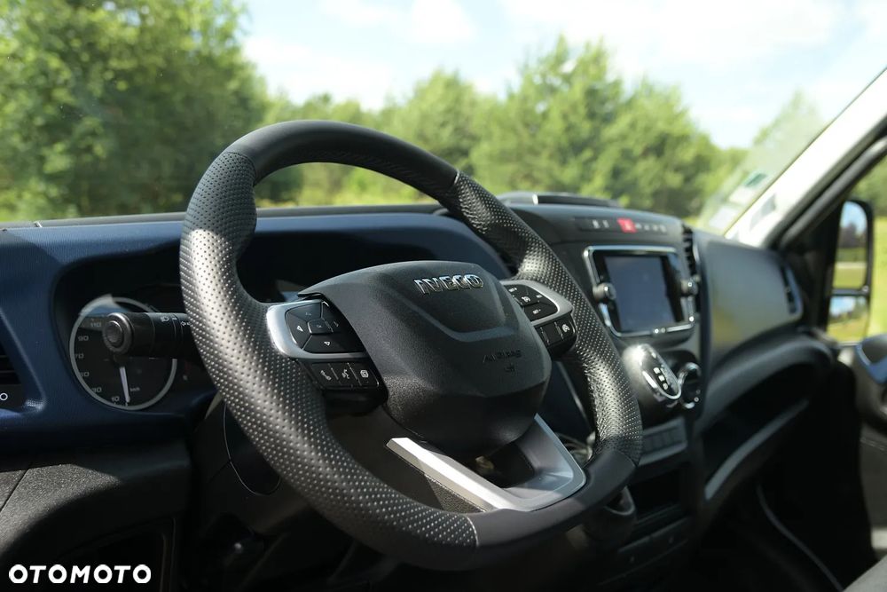 Iveco DAILY 35-180 * HiMATIC  * WYWROTKA 3-stronna * NAVI * KAMERA COFANIA * JAK NOWY! - 23