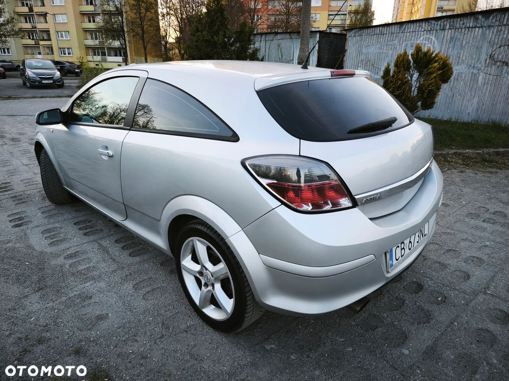 Opel Astra 2.0 T Enjoy - 2