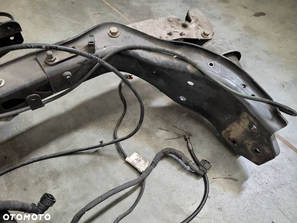 ZAWIESZENIE KABINY MOCOCWANIE PRZEWODÓW PAŁĄK WIESZAK FORD F-MAX 500 EURO 6 - 16