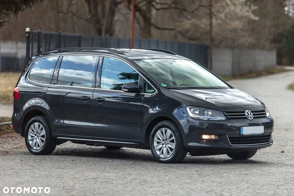 Volkswagen Sharan 2.0 TDI DSG BlueMotion Technology Comfortline - 4