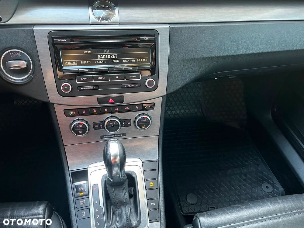 Volkswagen Passat 2.0 TDI Comfortline DSG - 19