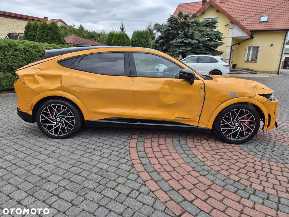 Ford Mustang Mach-E 91 kWh AWD GT - 15