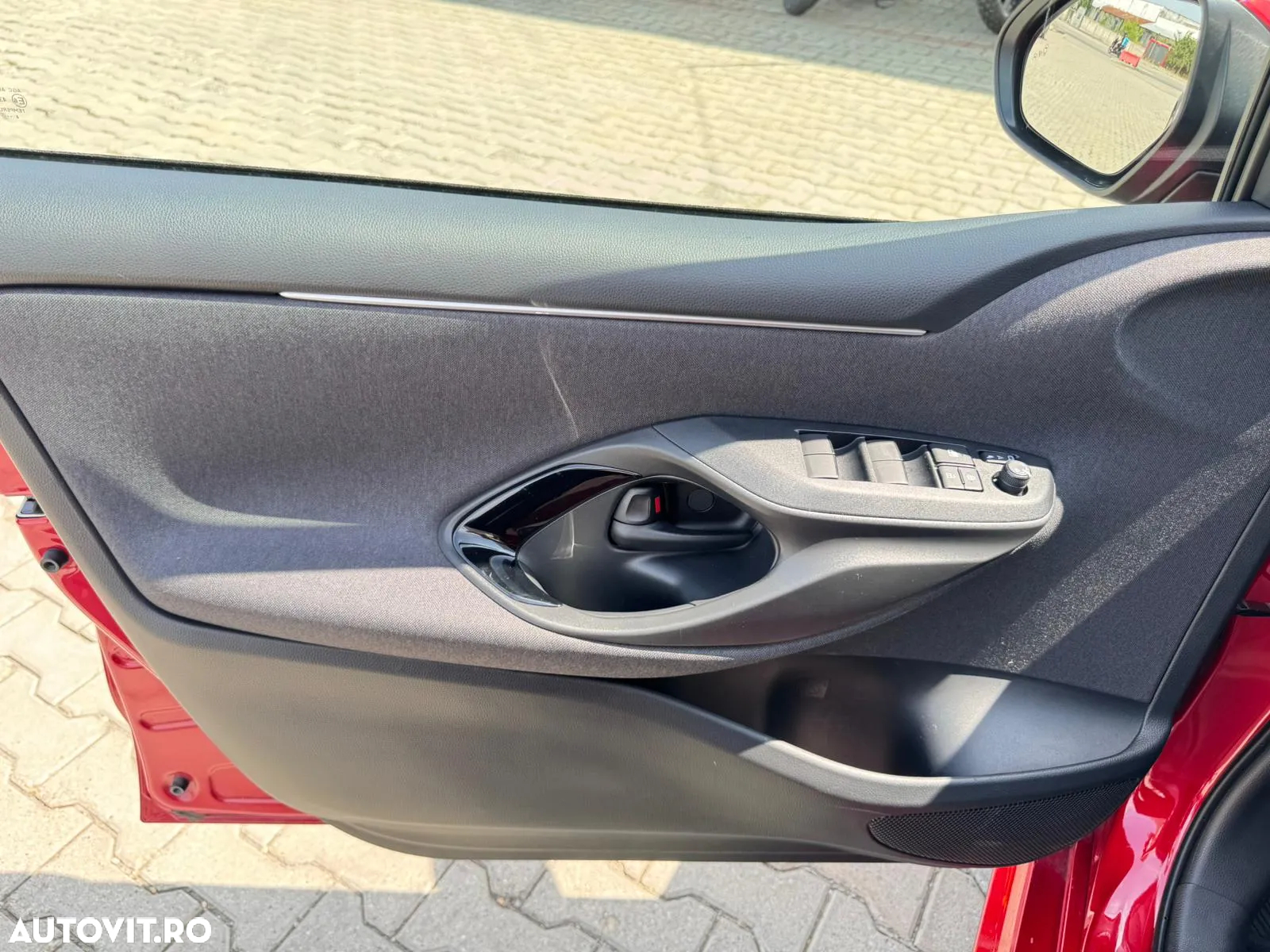 Toyota Yaris 1.5 116 CP HEV Dynamic - 23