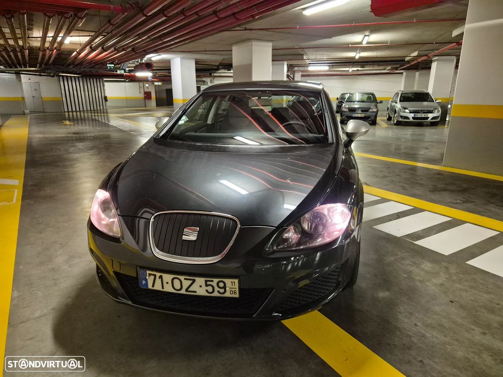 SEAT Leon 1.6 TDI DPF E-Ecomotive Style - 4