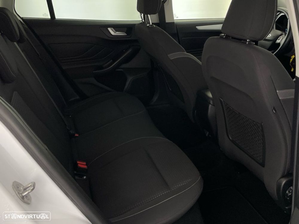 Ford Focus 1.5 TDCi Titanium - 24