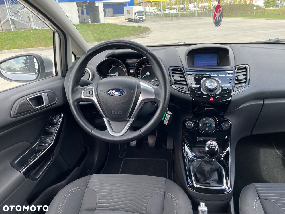 Ford Fiesta 1.0 EcoBoost Titanium - 16