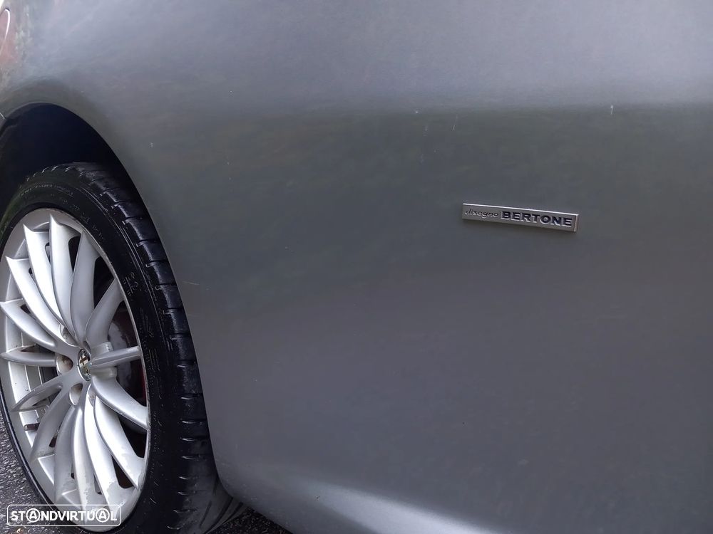 Alfa Romeo GT 1.8 TS - 27