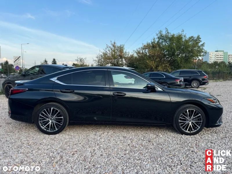 Lexus ES 300h Business Edition + - 7