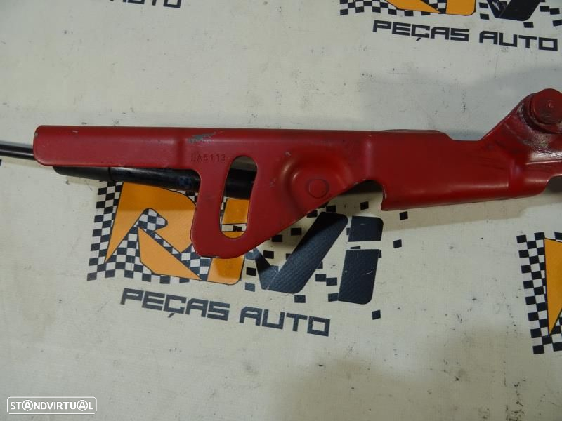 Dobradiça De Capot Bmw 3 (F30, F80)  Dobradiças De Capot Bmw Serie 3 F - 8