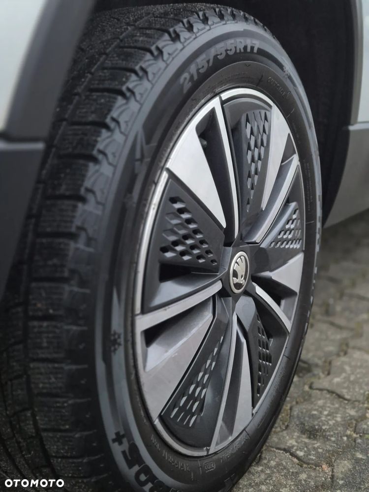 Skoda Karoq 1.5 TSI ACT Style DSG - 8