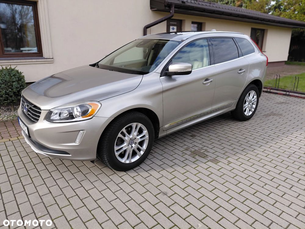Volvo XC 60 T5 Drive-E Summum - 1