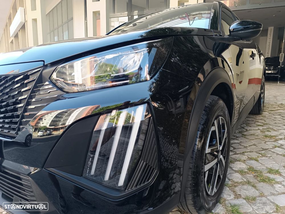 Peugeot 2008 1.2 PureTech Active Pack - 24