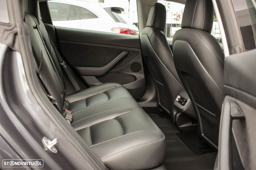 Tesla Model 3 Long Range Tração Traseira - 7