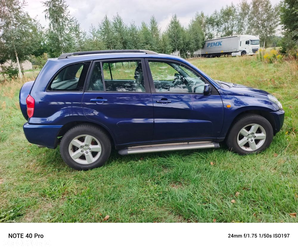 Toyota RAV4 2.0 VVT-i 4x4 - 1