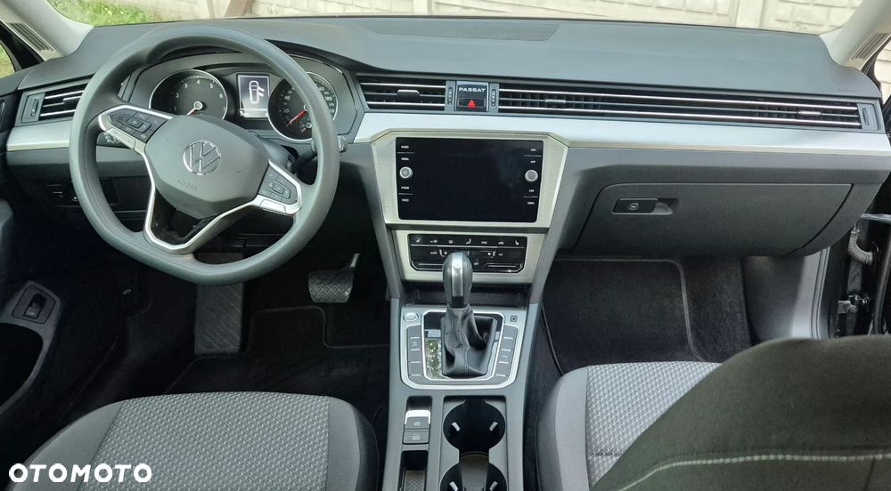 Volkswagen Passat ver-1-5-tsi-evo-essence-dsg - 20