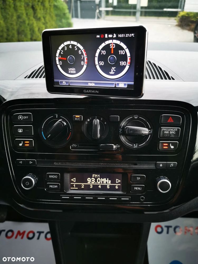 Volkswagen up! high - 21