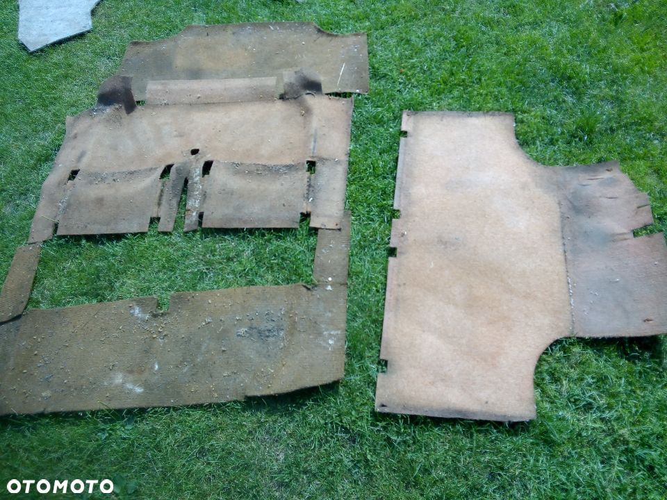 TRABANT 601 sedan wykładzina dywan tapicerka podłogi - 1