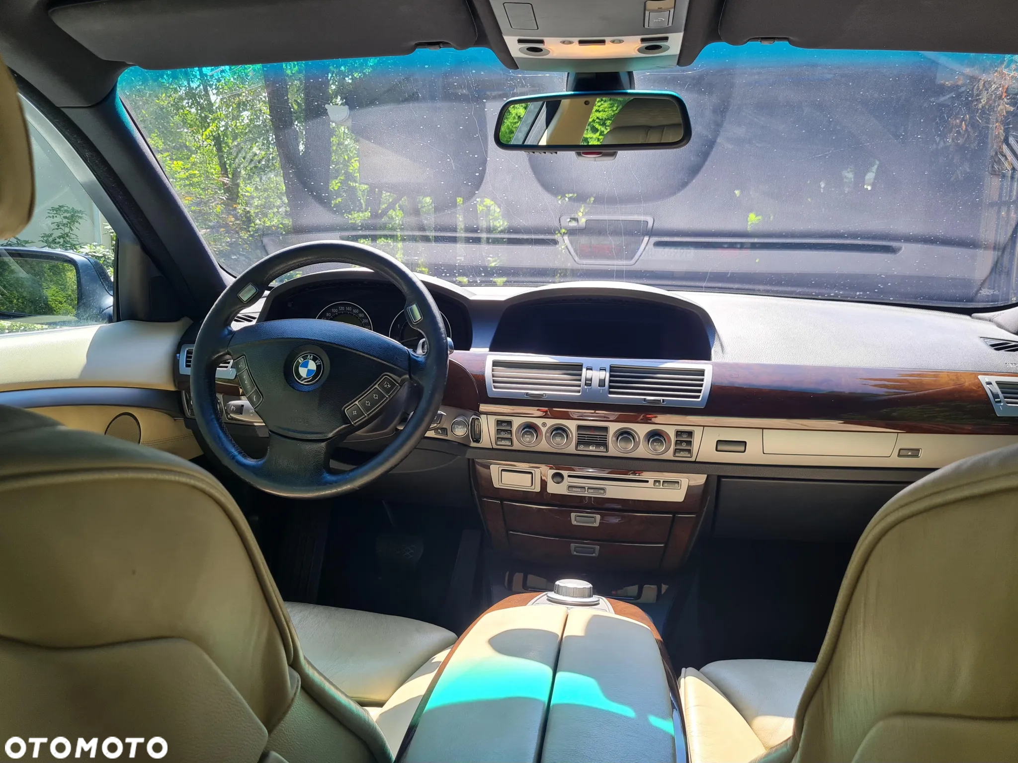 BMW Seria 7 745d - 9