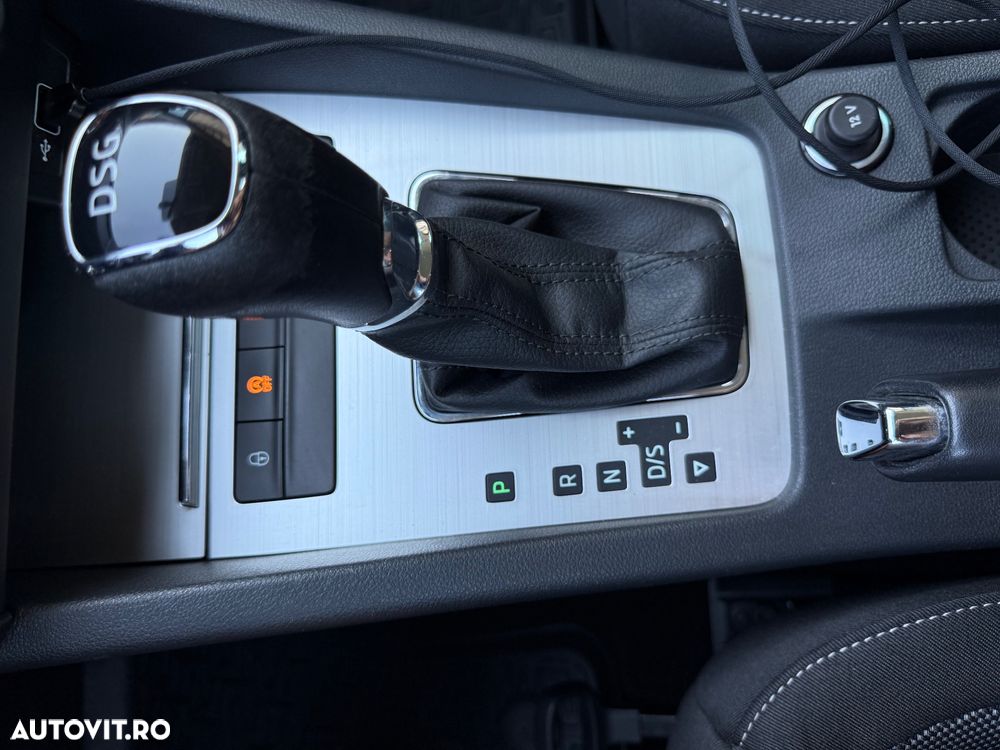Skoda Octavia 2.0 TDI DSG Ambition - 23