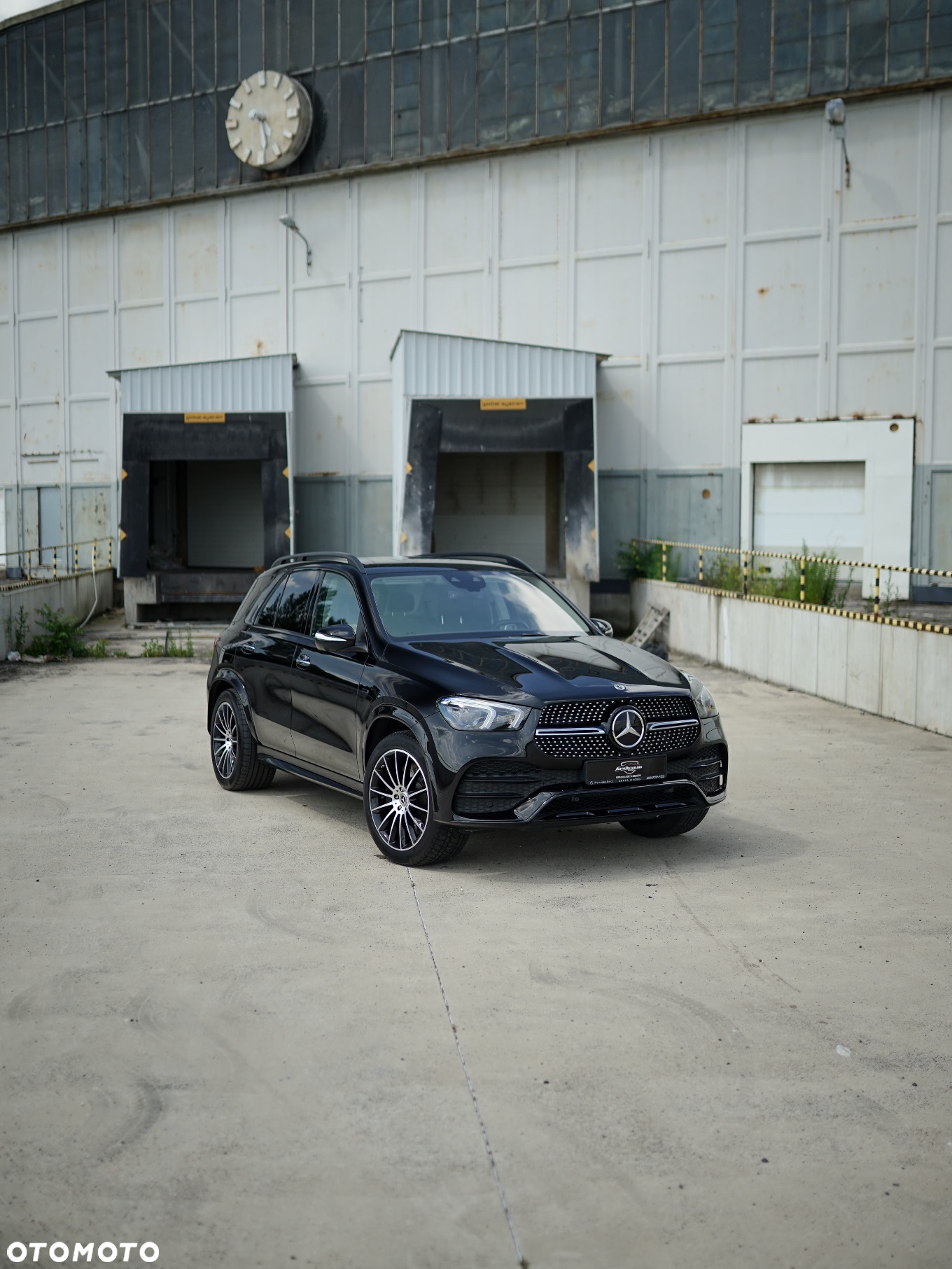 Mercedes-Benz GLE - 26