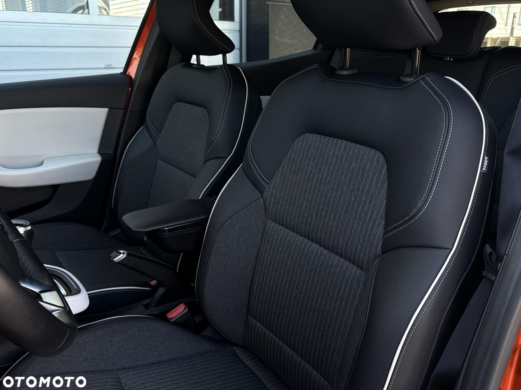 Renault Clio 1.0 TCe Intens - 11