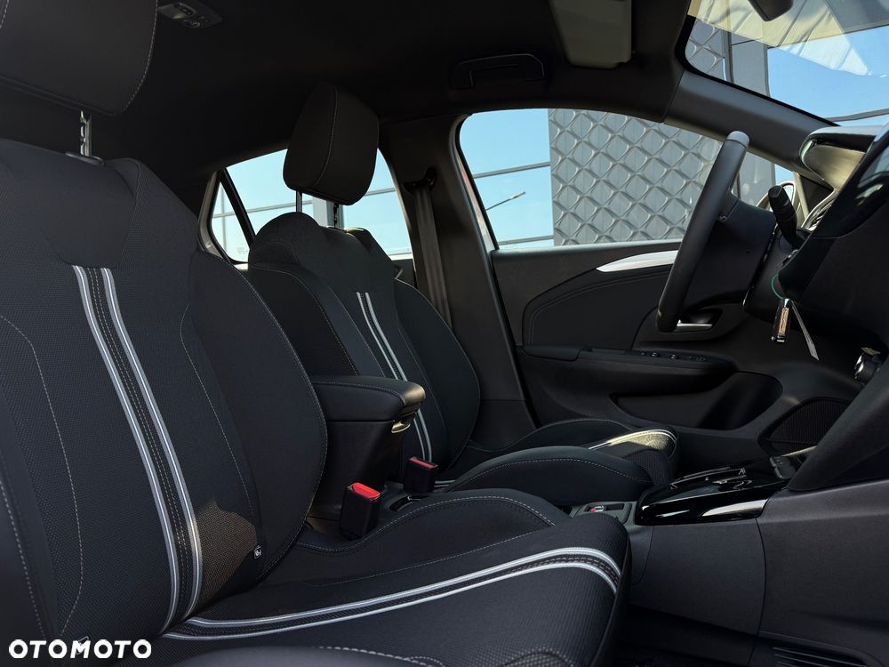 Opel Corsa 1.2 T mHEV GS eDCT - 10