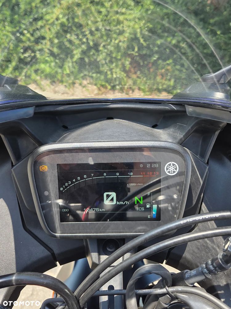 Yamaha YZF - 3