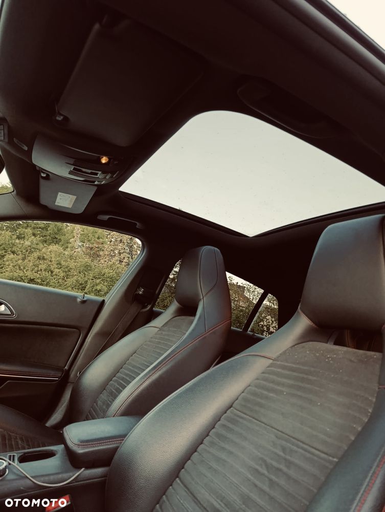 Mercedes-Benz CLA 180 7G-DCT AMG Line - 5