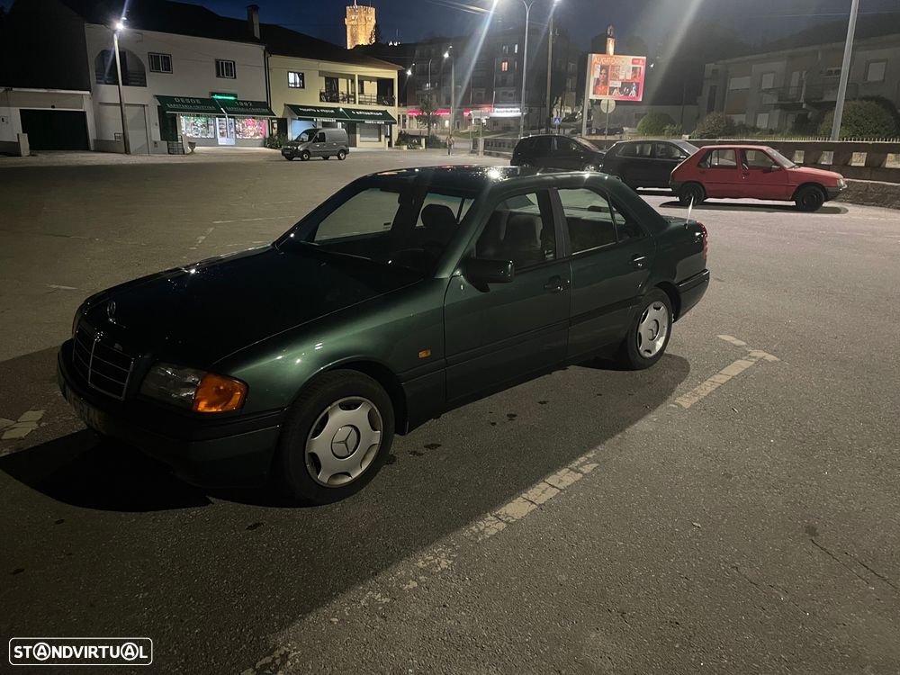 Mercedes-Benz C 220 - 18