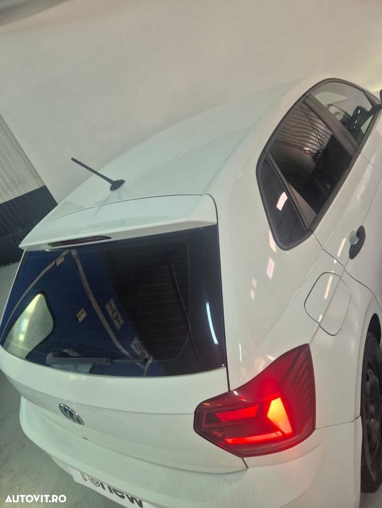 Volkswagen Polo - 19