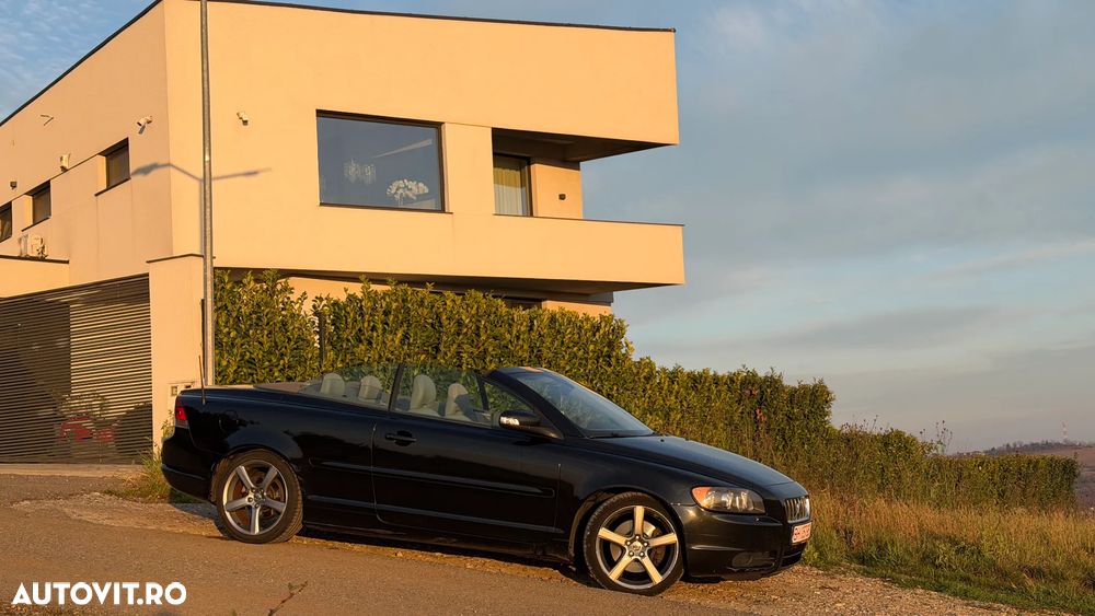 Volvo C70 2.0D Momentum - 19