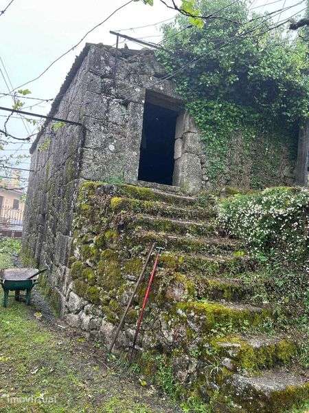 Moradia em pedra - Grande imagem: 2/12