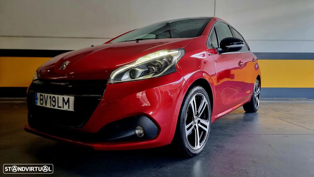 Peugeot 208 1.2 PureTech GT Line - 3