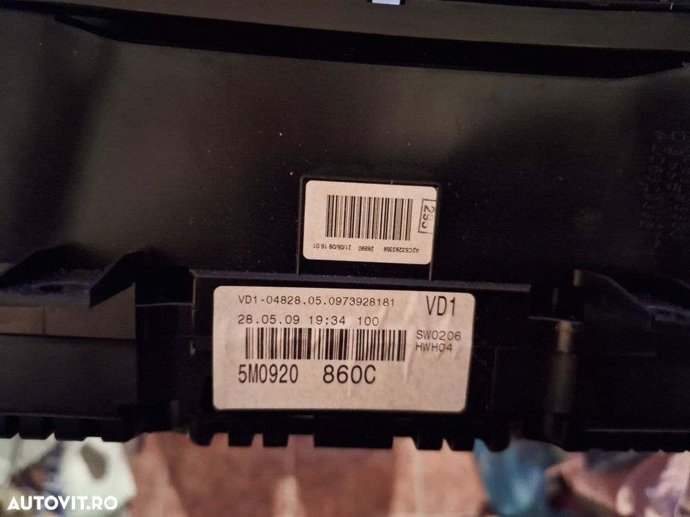 Ceasuri bord VW Golf 6 Plus diesel  benzina 5M0 920 860, C și 871 - 6